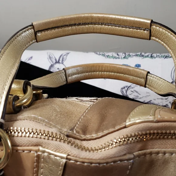 Vtg. Metallic gold Coach patchwork bag - Picture 6 of 8